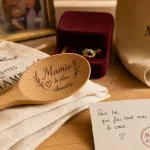 Cadeau mamie personnalisé, cuillère gravée et carte Mamie d’amour