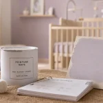 Peinture non toxique bébé faible COV : rouleau, pot blanc et étiquette